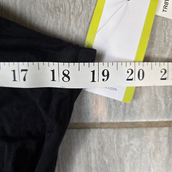 NWT Trina Turk Womens Black sleeveless Jumpsuit Front tie Open Back Medium - Picture 6 of 10